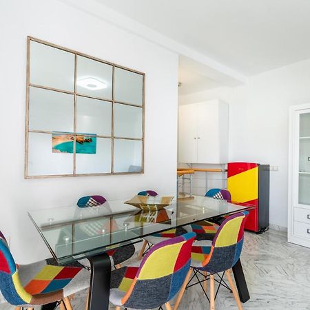 Veoapartment Ciriaco Sevilla Bagian luar foto
