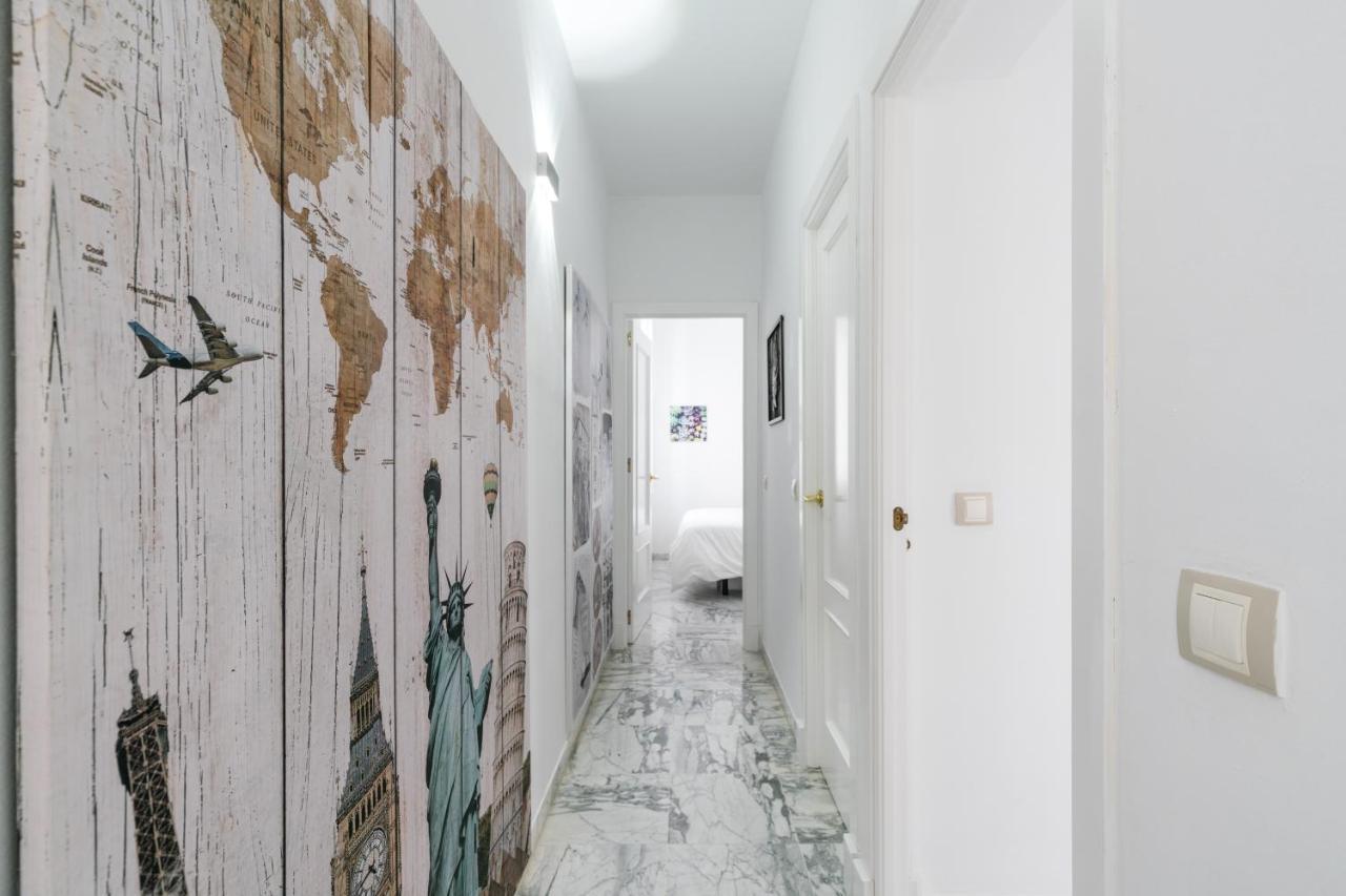 Veoapartment Ciriaco Sevilla Bagian luar foto